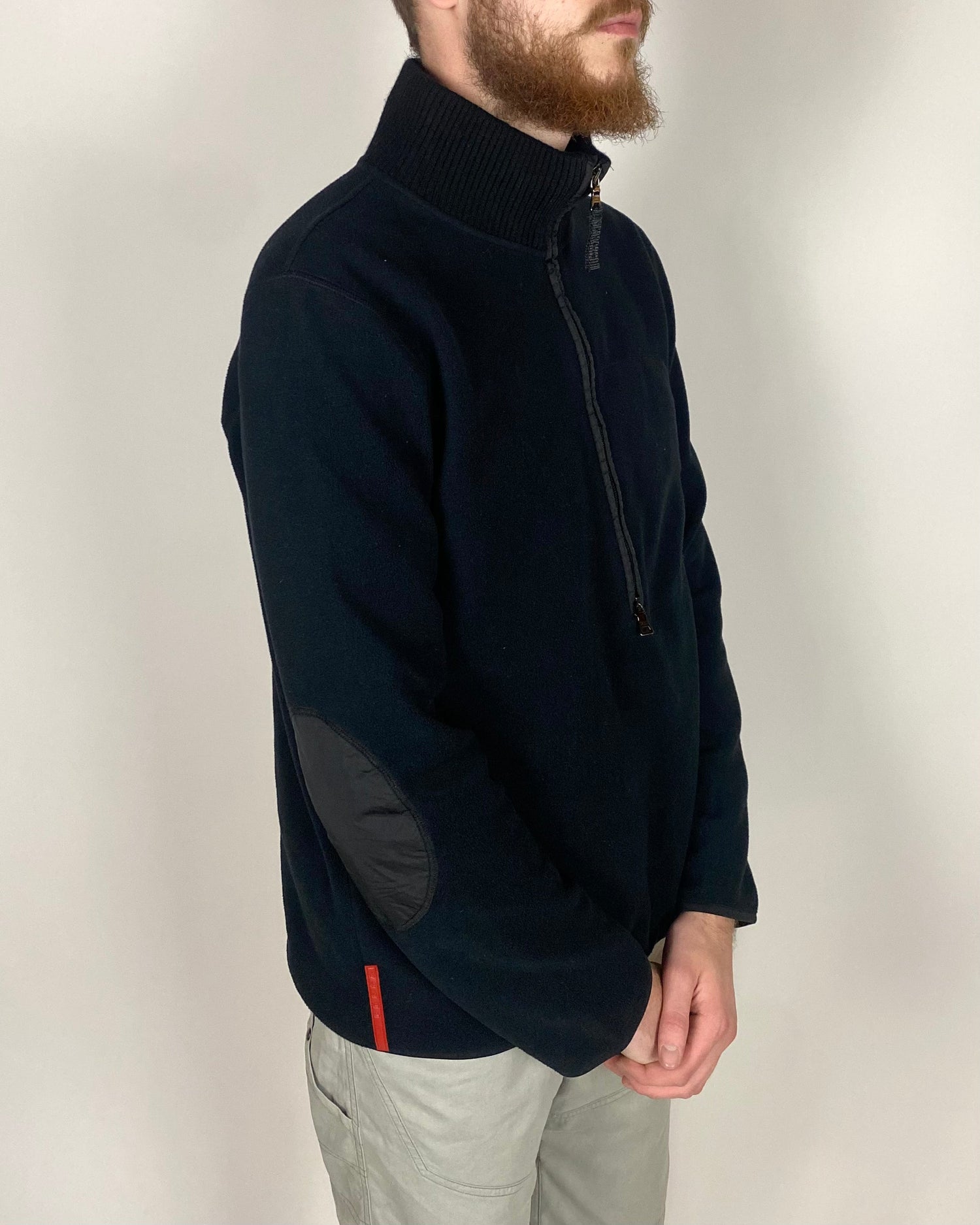 Fleeces, Hoodies & Sweaters