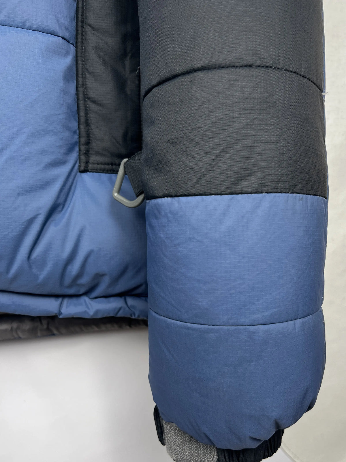 Mountain Hardwear Puffer Jacket