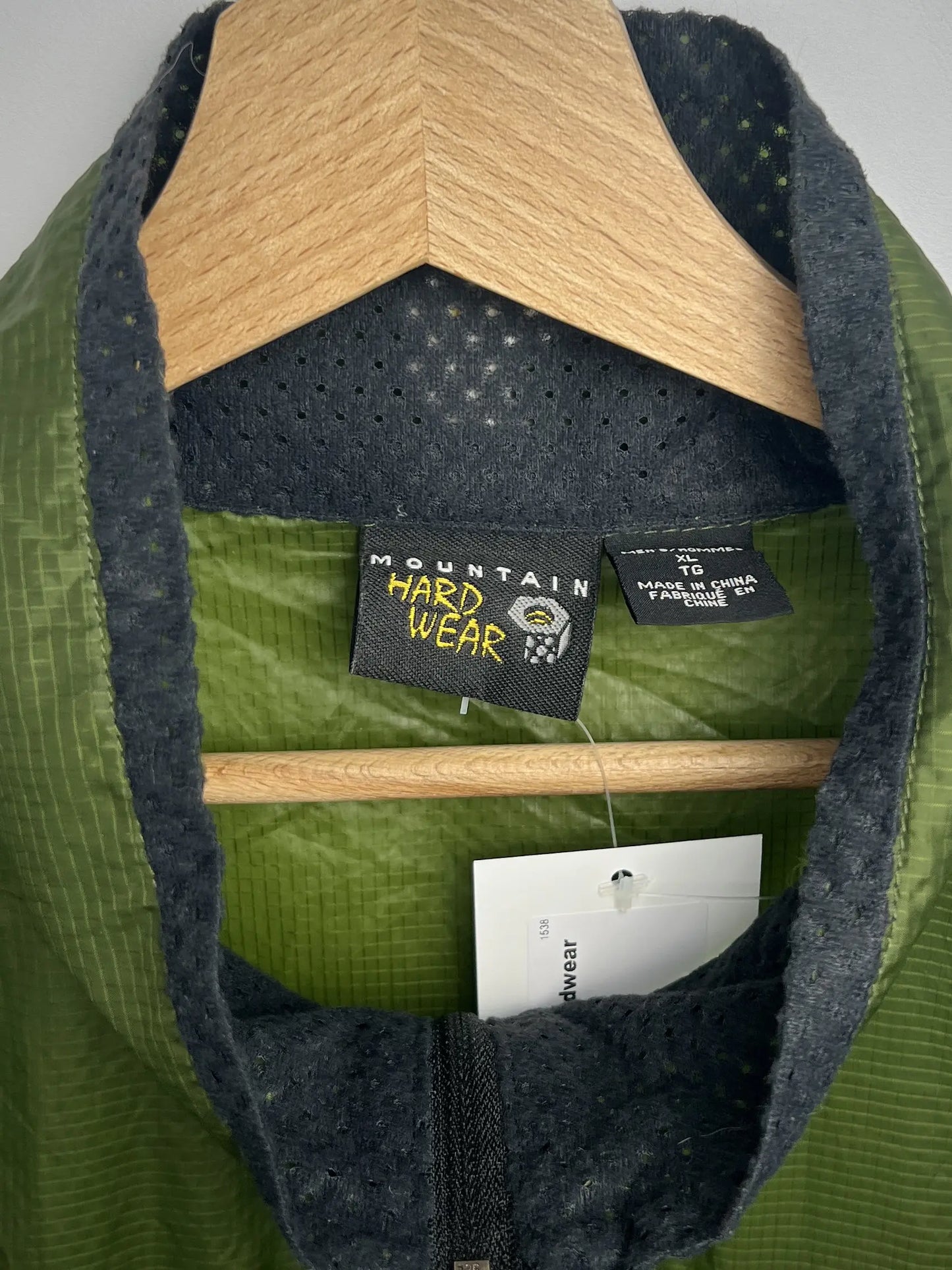 Mountain Hardwear Lightweight Jacket