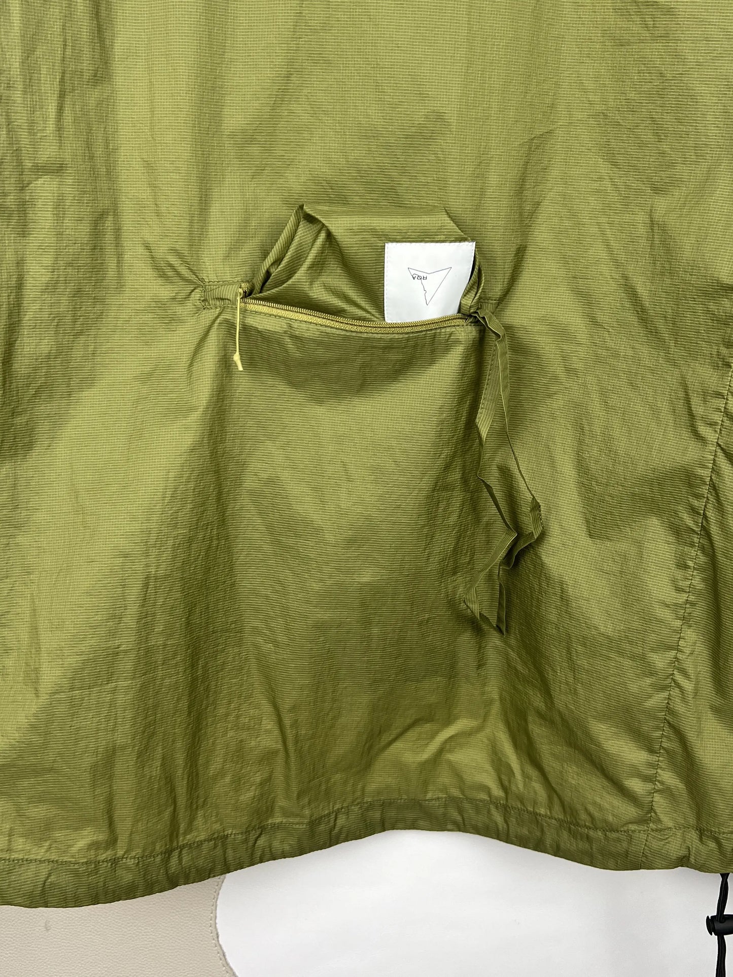 Roa Windbreaker Jacket