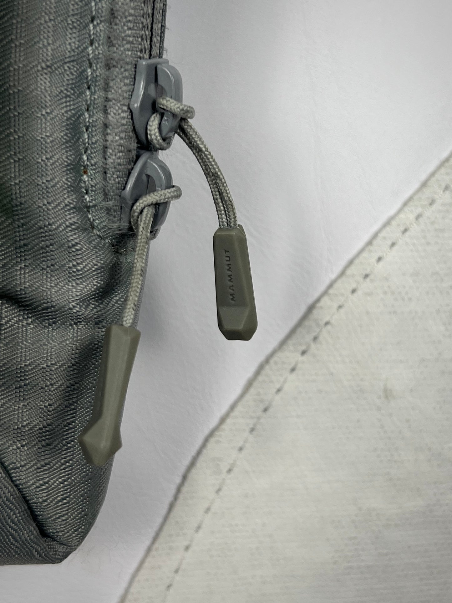 Mammut Sling Bag
