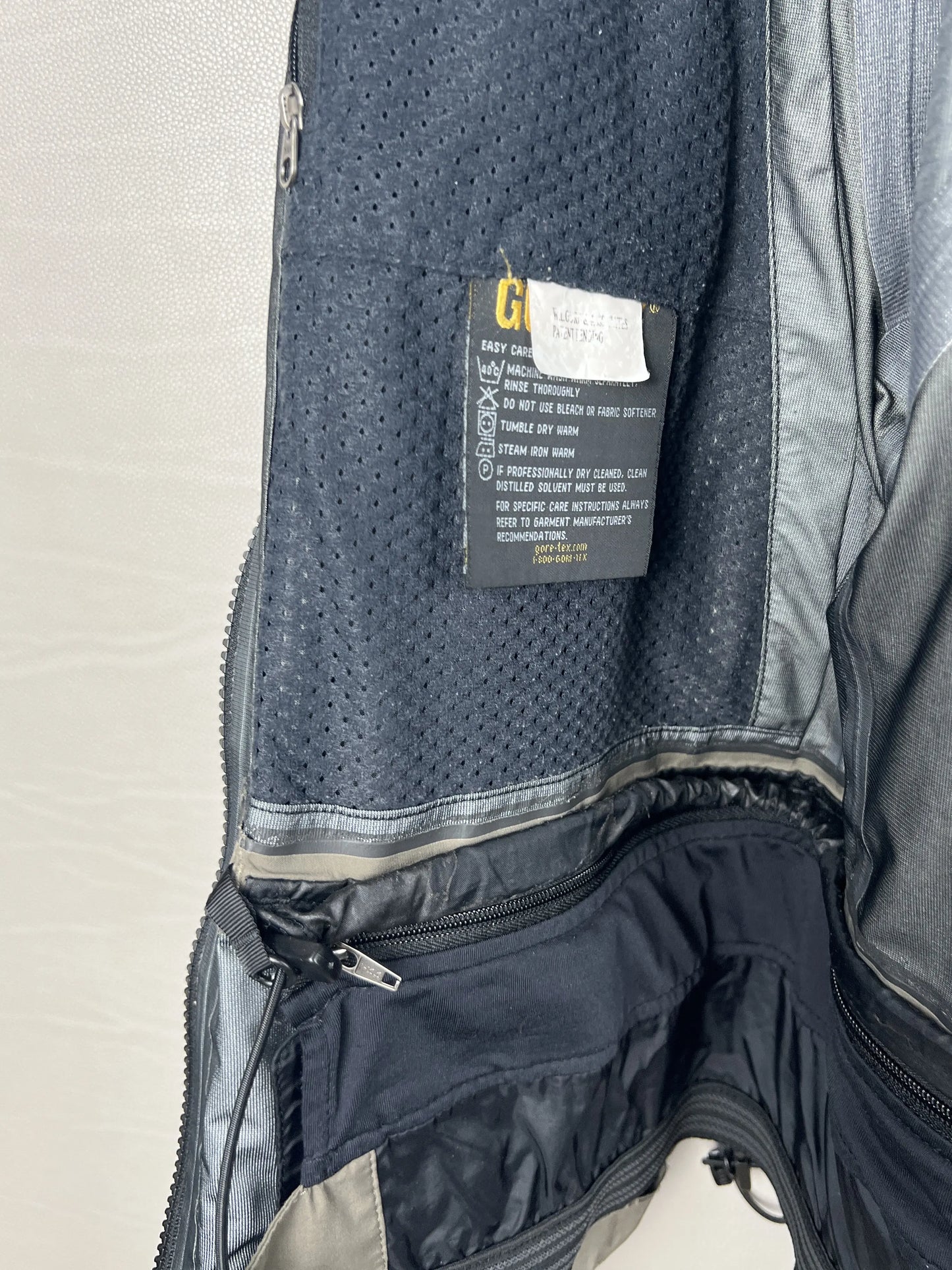 Mountain Hardwear Gore-Tex Shell Jacket