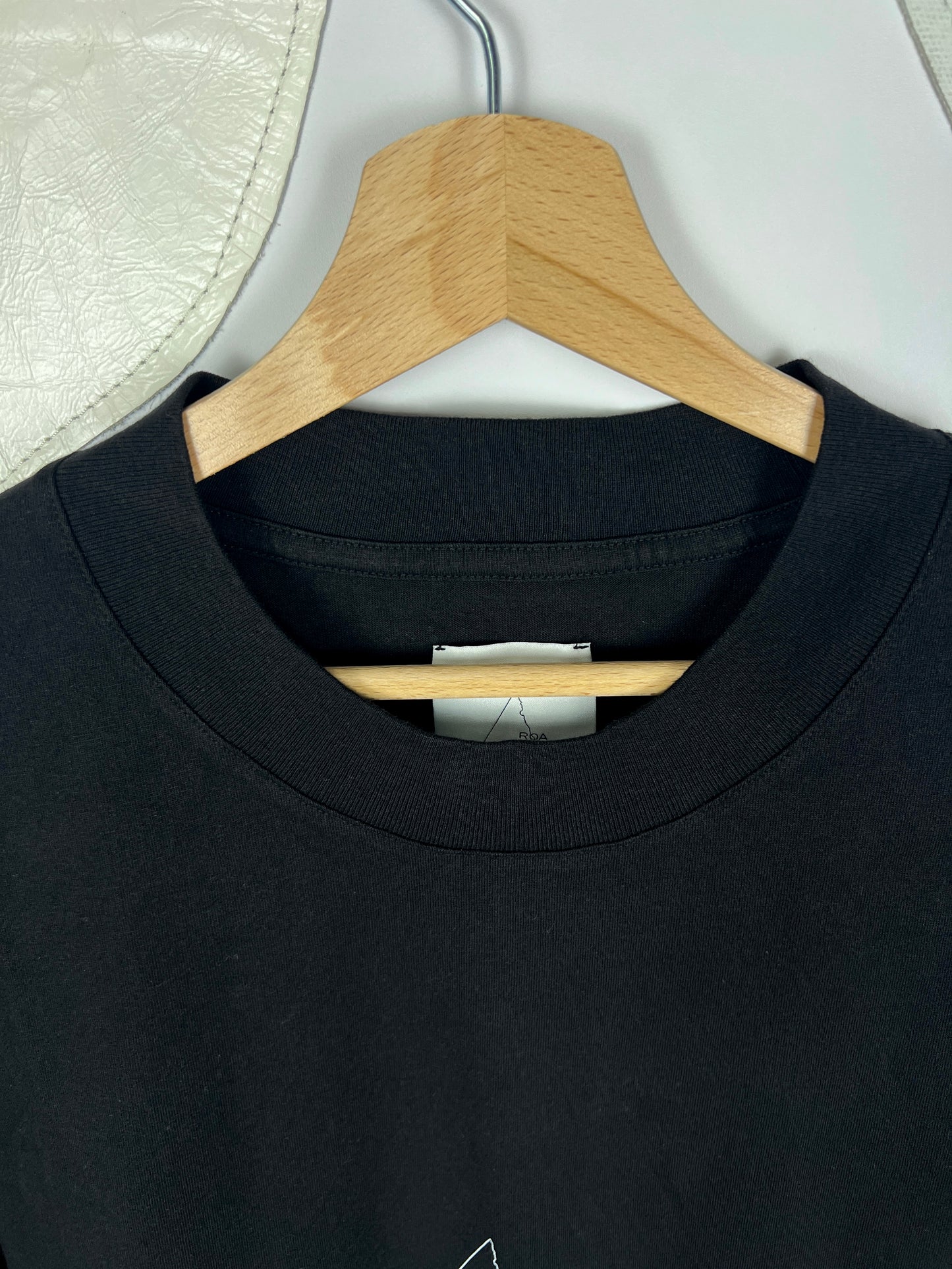Roa Mini Logo Tee