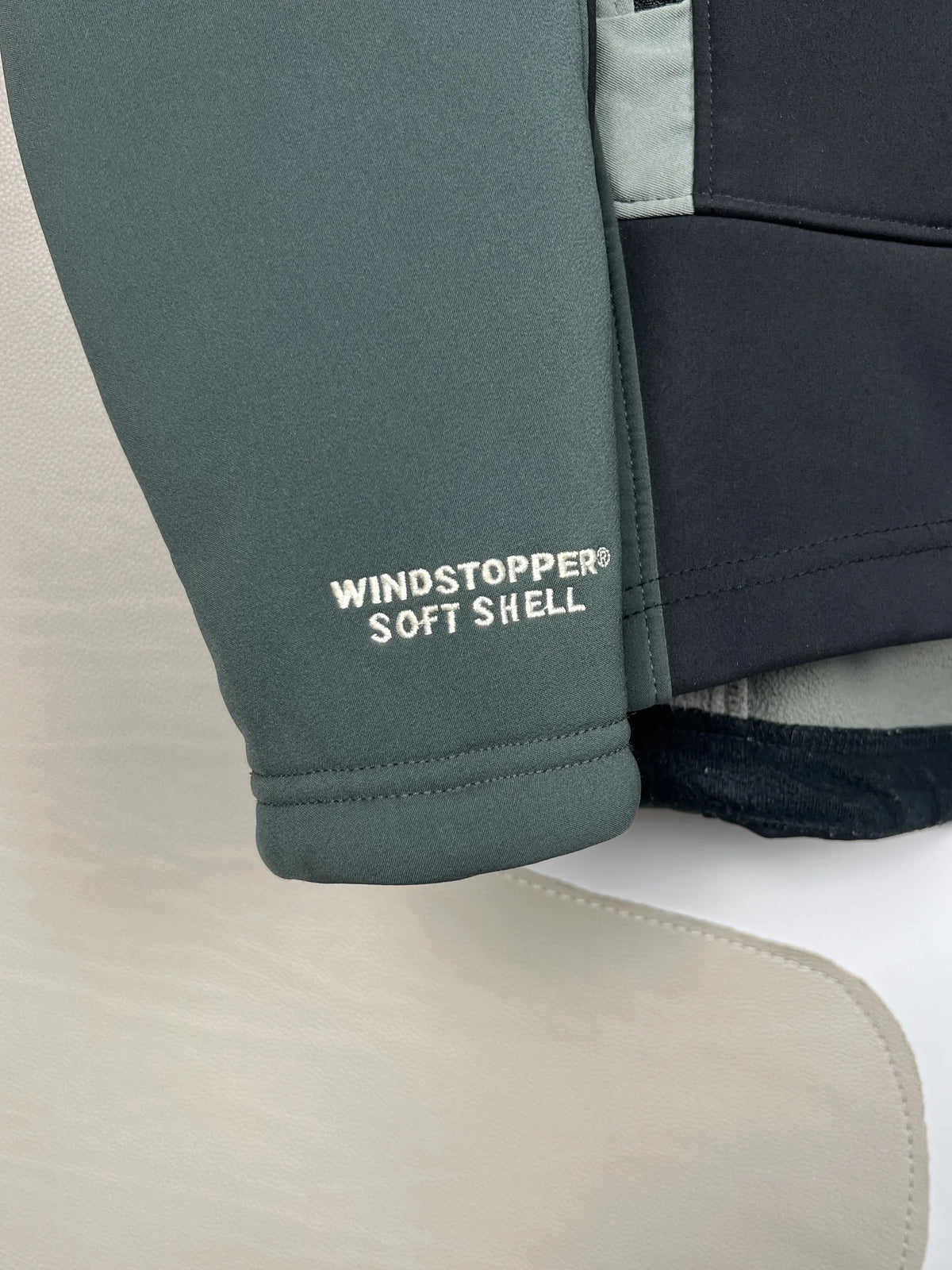 Mountain Hardwear Softshelljas