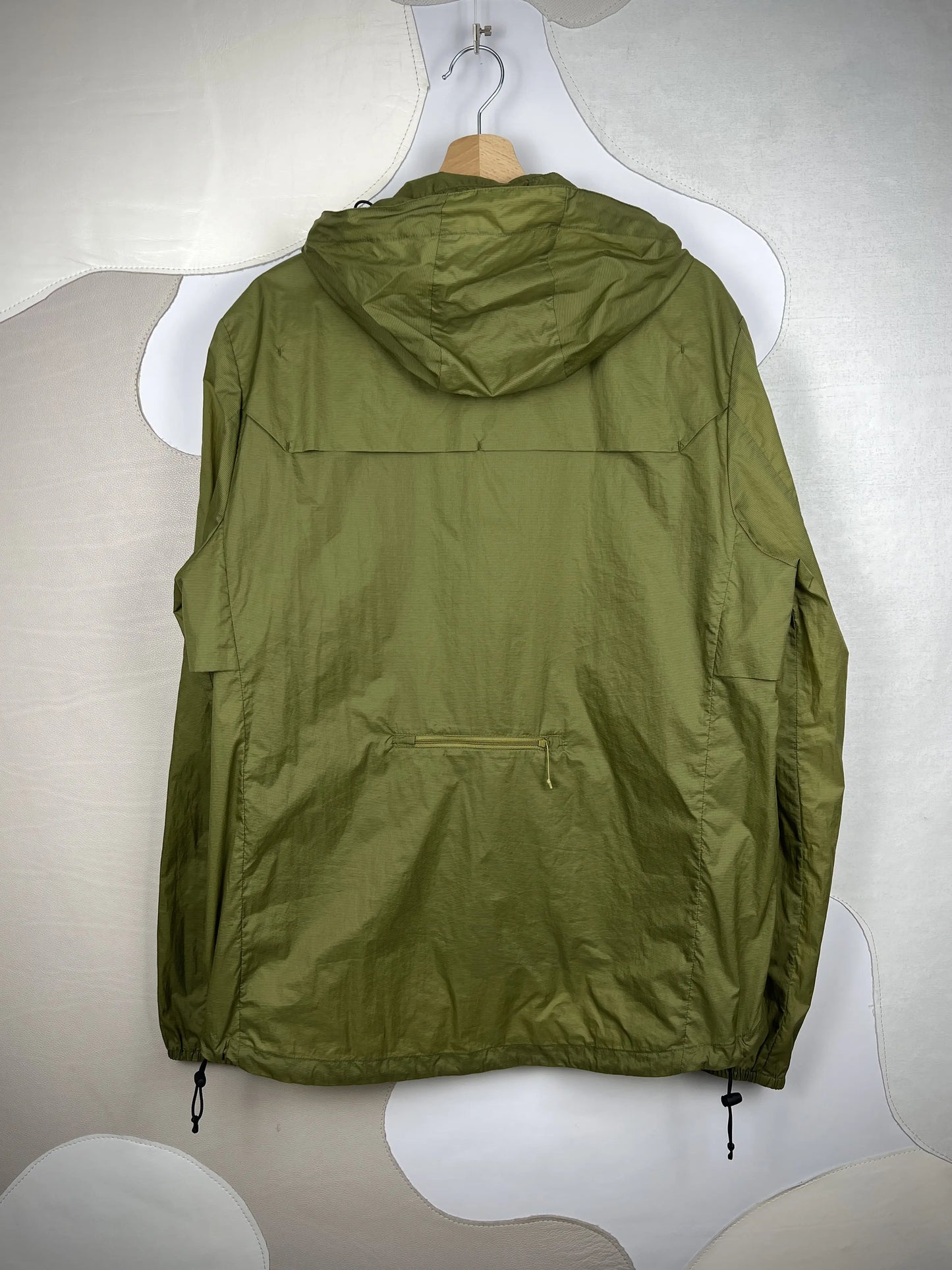 Roa Windbreaker Jacket