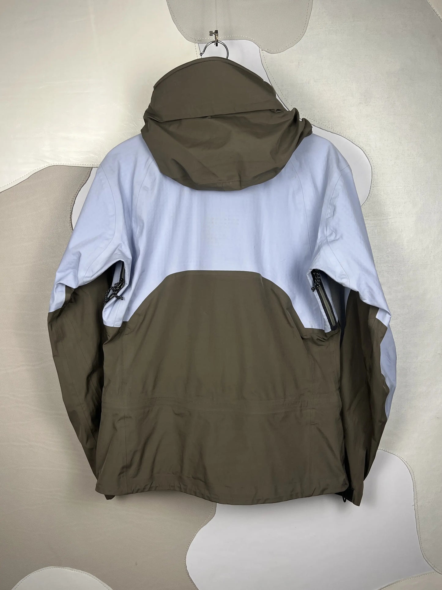 Mountain Hardwear Gore-Tex Shell Jacket